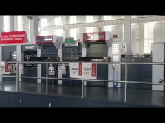 Comment compléter l'estampage à chaud, la découpe sous pression et l'élimination des déchets en une seule étape