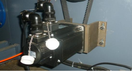 Lamineur à base d'eau automatique de film pour la couverture de papier d'affiche de livre de sac de boîte de feuille