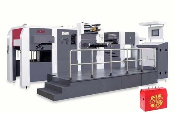 Efficacité maximale d'estampage 1500 mm Machine automatique d'estampage à chaud en feuille avec une pression maximale de 600 tonnes
